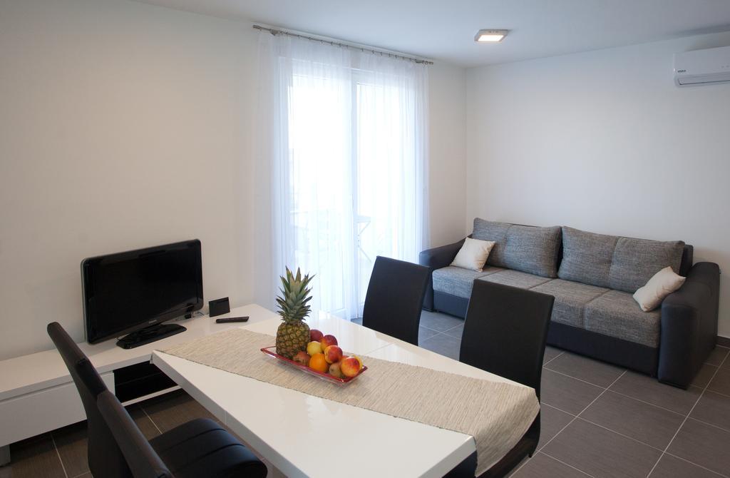 פודסטראנה Apartments Diamond חדר תמונה